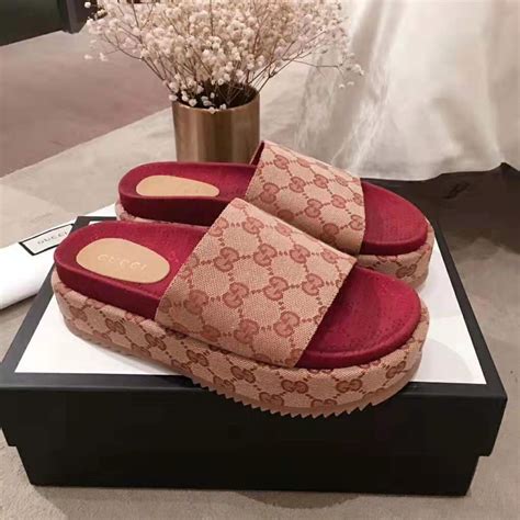 sandal gucci wanita terbaru|Designer Sandals for Women .